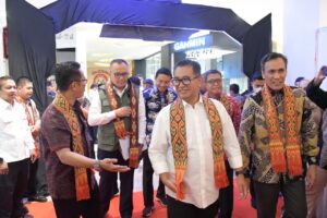 PJ Gubernur Sulbar Akmal Malik Hadiri Forum West Sulawesi Investment Forum 2023 di  Kota BalikPapan