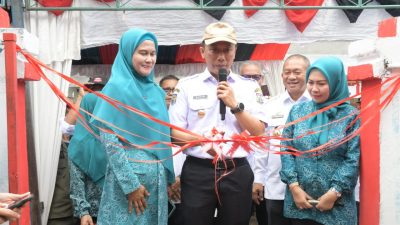 Prof Zudan Launching Rumah Kibas Stunting di Polman