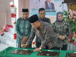 Pemprov Sulbar Serahkan Gedung SMA/SMK Sumber DAK Fisik 2023