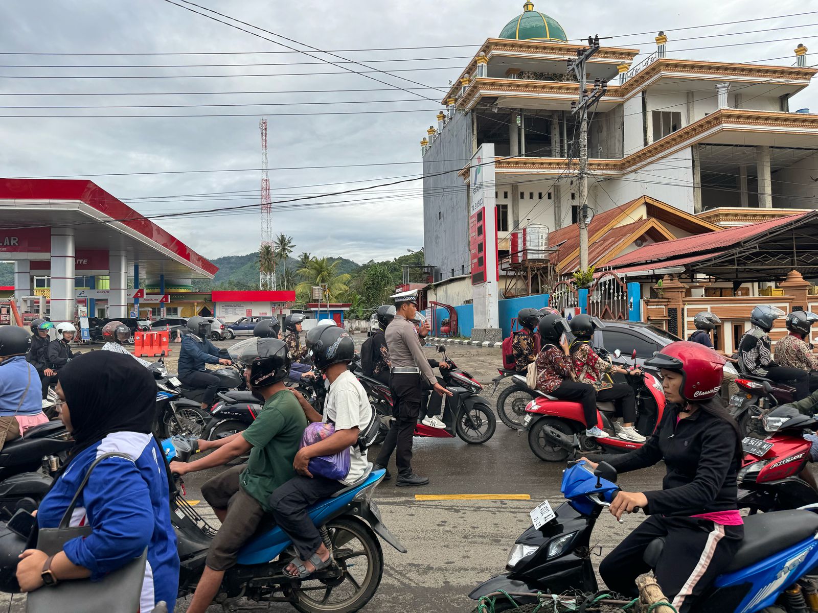 Jelang Buka Puasa, Ditlantas Polda Sulbar Tetap Fokus Patroli