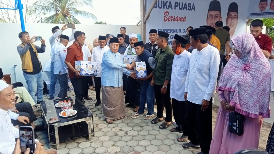 Wagub Sulbar Bawakan Tauziah Buka Puasa Bersama di Rumah Putih Palippis