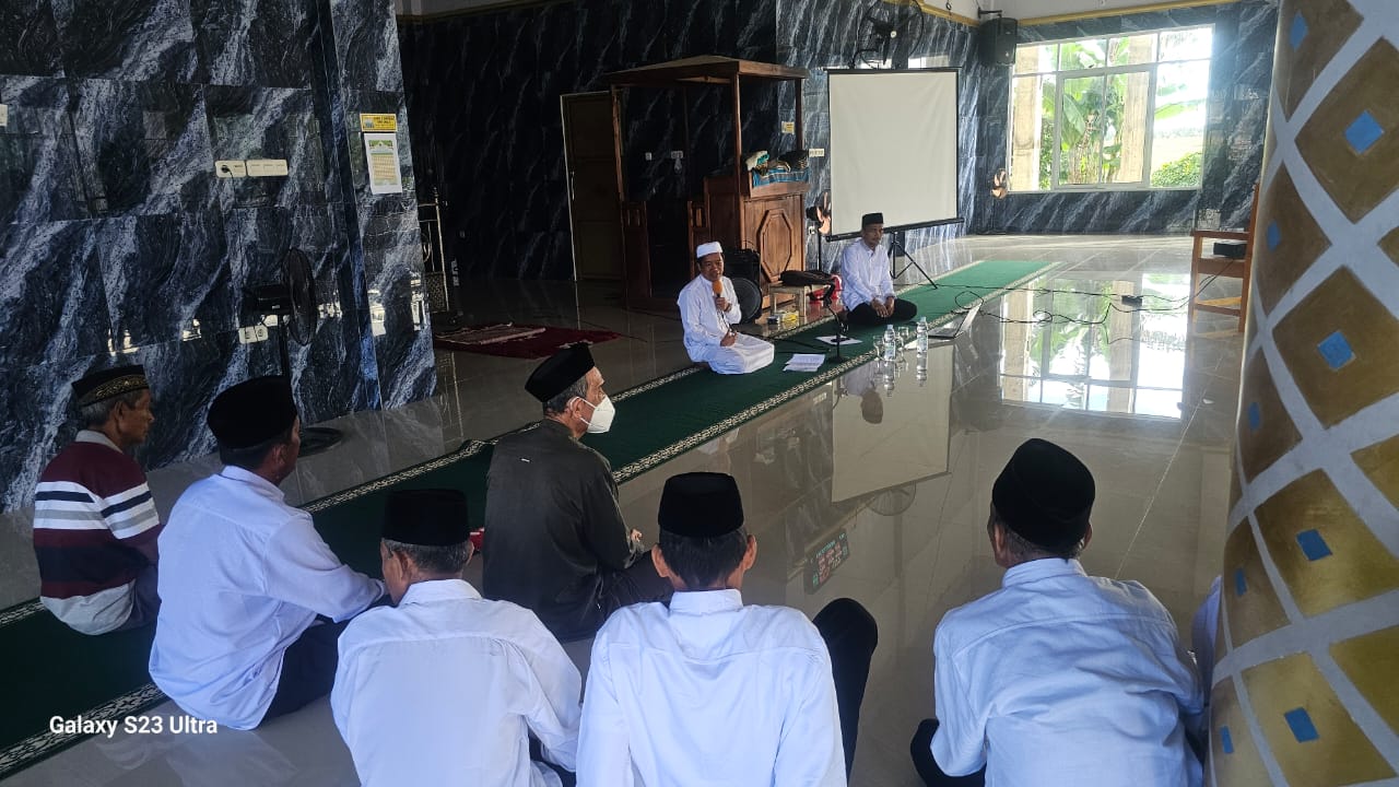 Kadinkes Sulbar Beri Pembekalan Manasik Haji di Kalukku