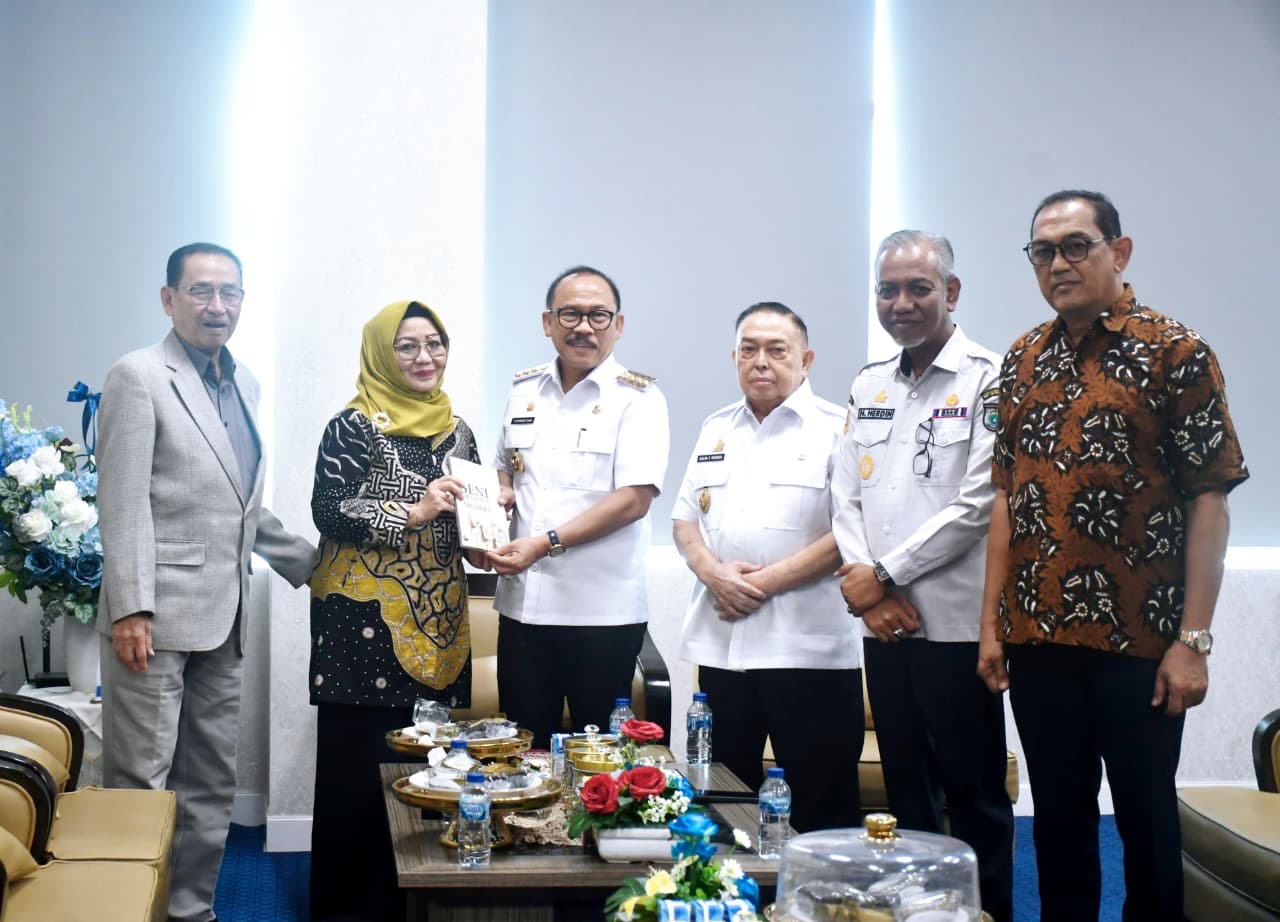 Gubernur Sulbar Terima Hasil Seleksi Calon Sekda