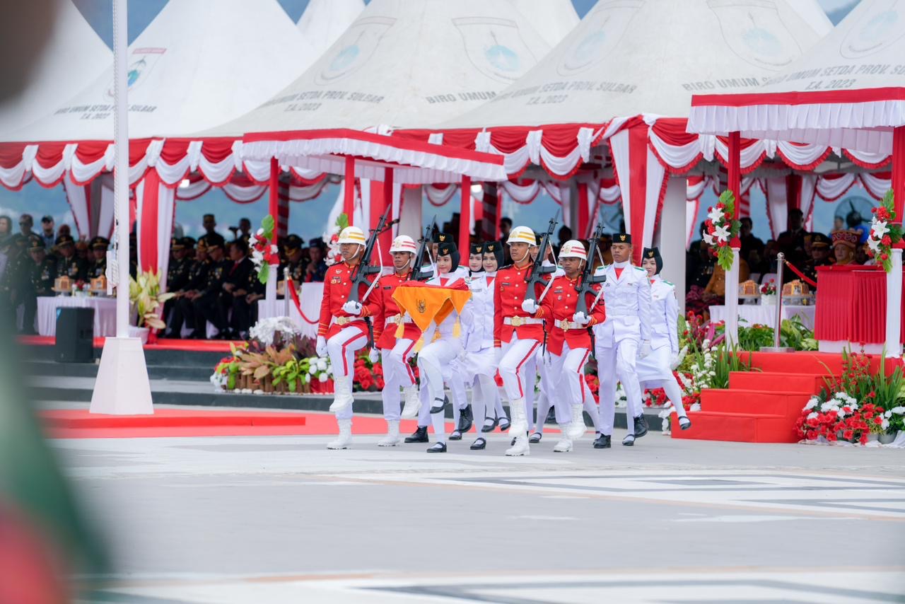 Tiket Gratis ke Bali, Hadiah Gubernur Untuk Paskibraka Sulbar