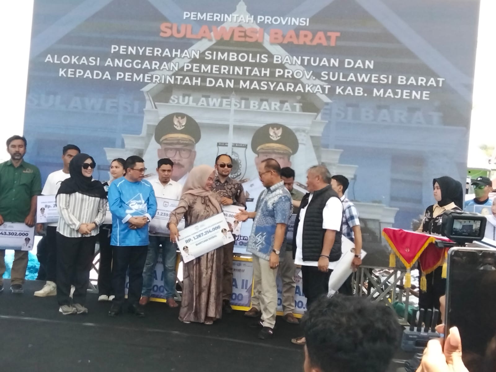 Program Pemprov Dua Juta per KK Untuk Warga Miskin di Sulbar Mulai Disalurkan