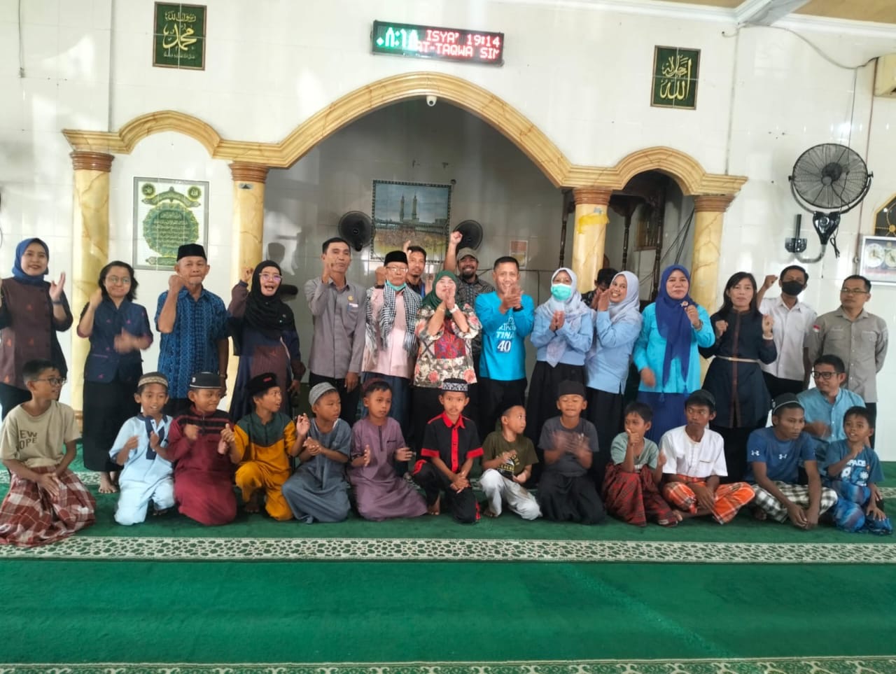 Maulid Nabi, Kolaborasi Dinkes dan RSUD Sulbar Lakukan Sunatan Massal