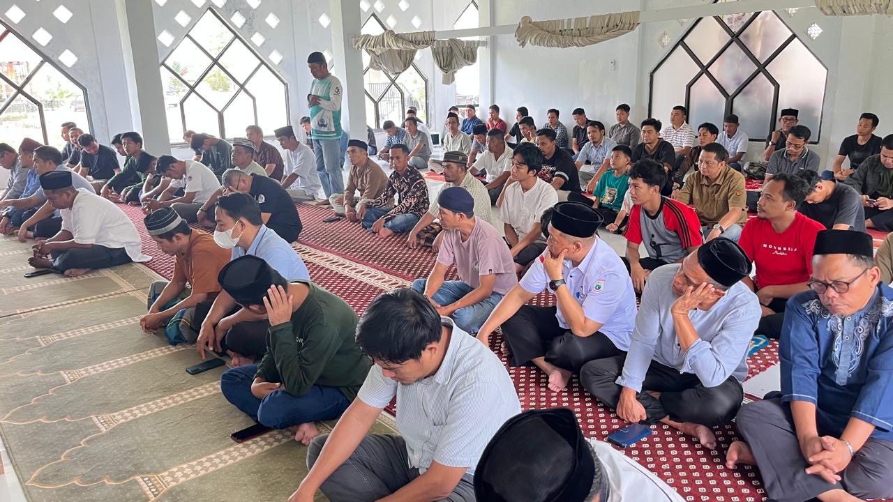 Sekretariat DPRD Sulbar Gelar Maulid, Perkuat Ukhuwah Islamiyah dan Semangat Meneladani Rasulullah SAW