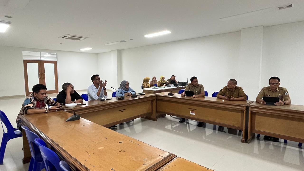 Banggar DPRD dan TAPD Bahas Hasil Evaluasi Kemendagri atas APBD