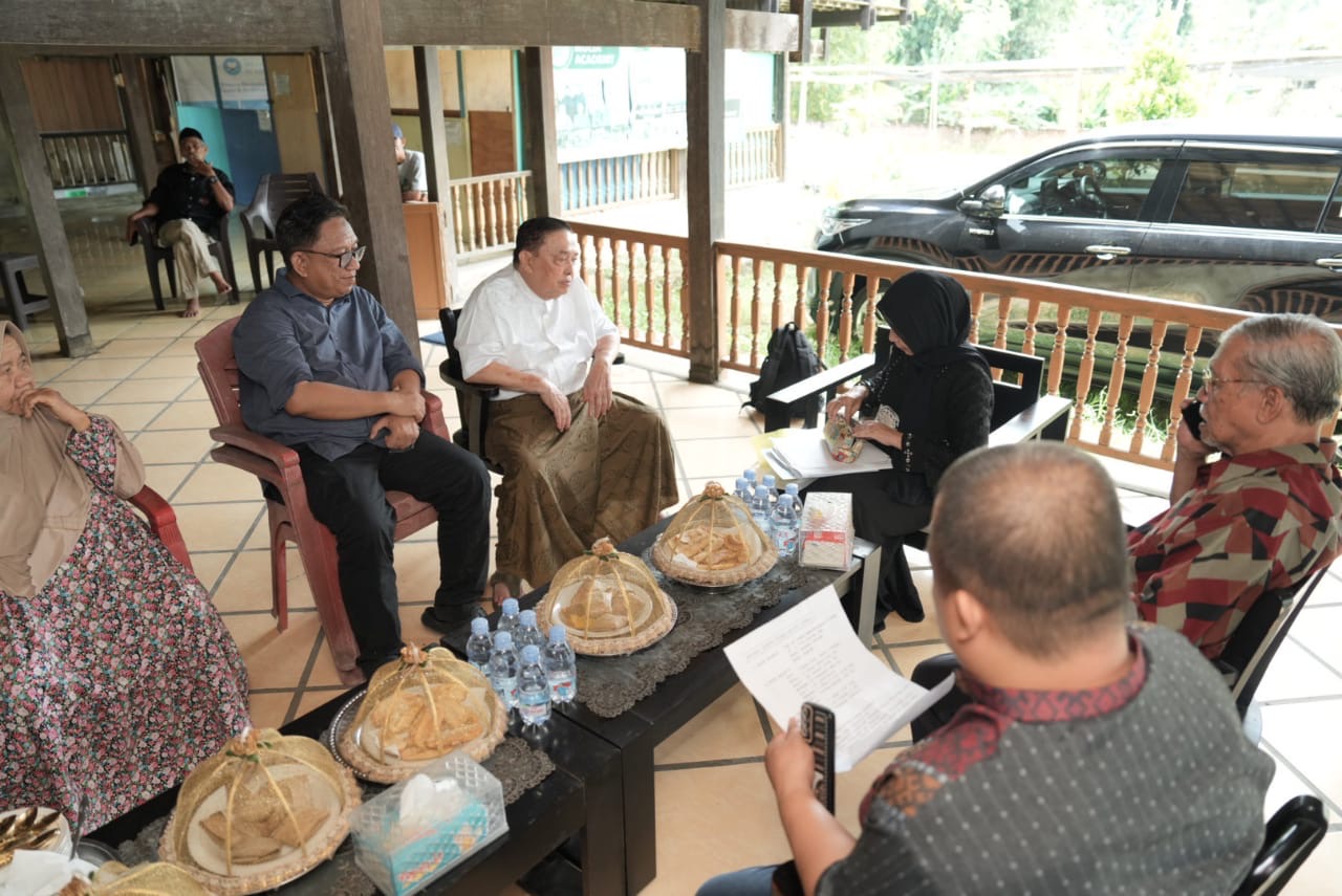 Wagub Sulbar Gelar Pertemuan dengan Pengurus Yayasan Korban 40 Ribu Jiwa