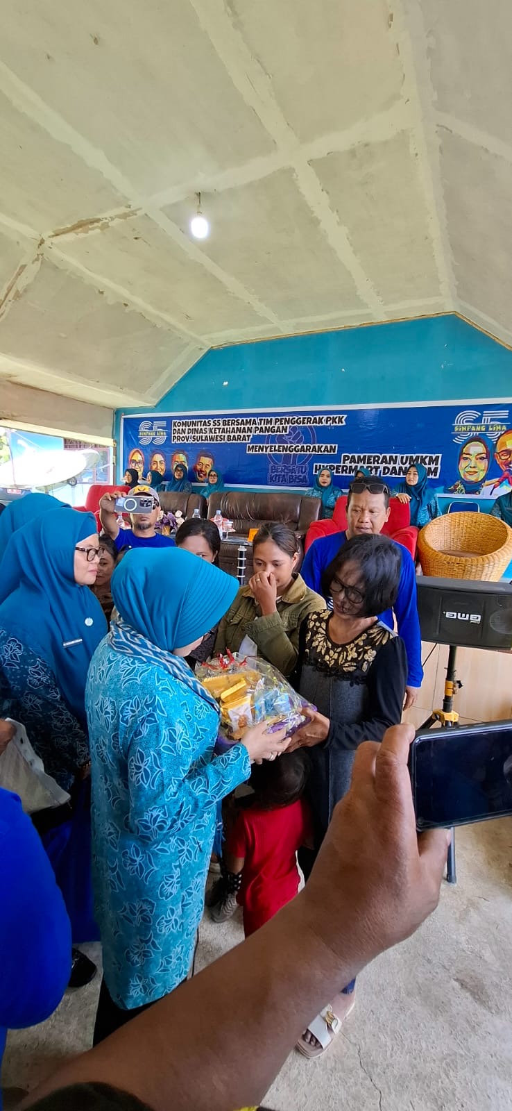 TP-PKK Sulbar Luncurkan Program Bantuan Pangan Bergizi di Kalumpang untuk Tekan Stunting