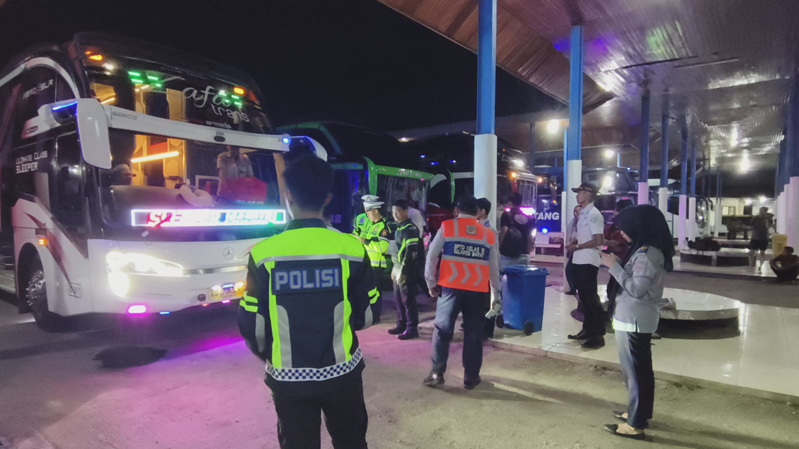 Dishub Sulbar dan Ditlantas Polda Gelar Ramp Check di Terminal Simbuang