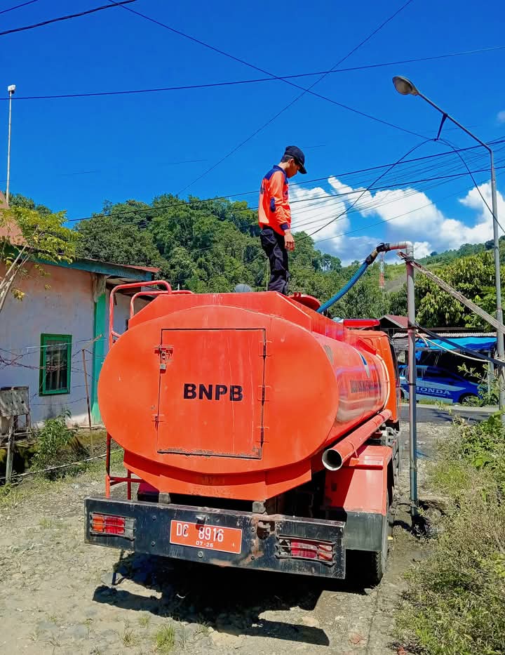 BPBD Sulbar Salurkan Air Bersih
