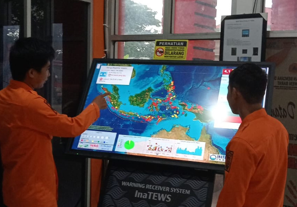 Pusdalops BPBD Sulbar Terus Pantau Kondisi Hidrometeorologi dan Cek Alat EWS