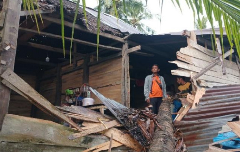 BPBD Terima Laporan Kejadian Angin Kencang di Polman Setelah Sepekan Sesudah Kejadian