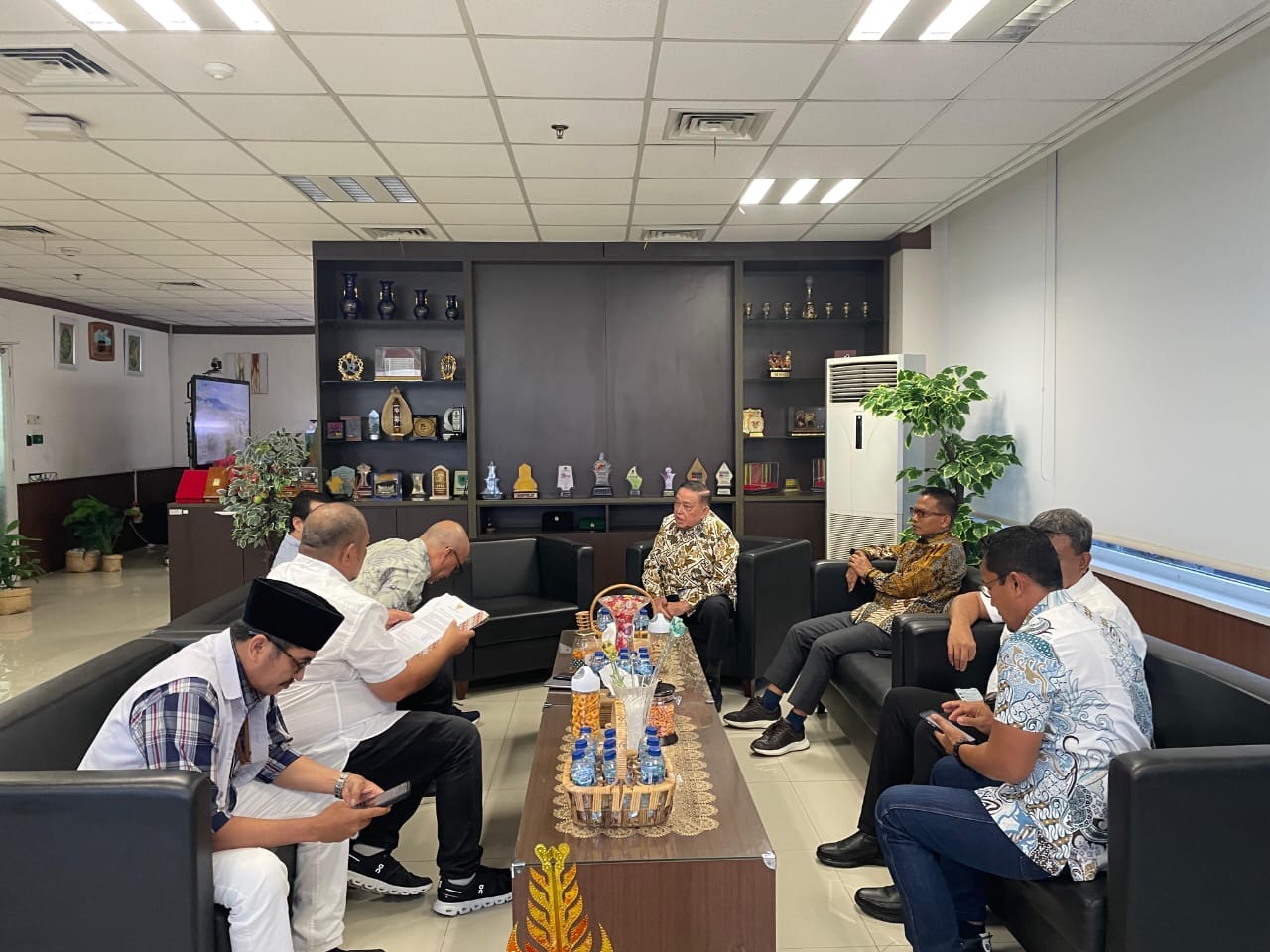 Wagub Sulbar Sambangi BNPB, Bahas Rehabilitasi dan Rekonstruksi Pasca Bencana
