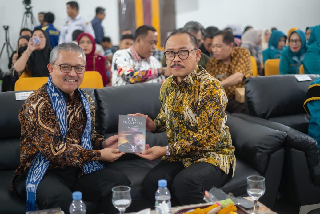 Suhardi Duka Buka Festival Literasi Sulbar Tahun 2025