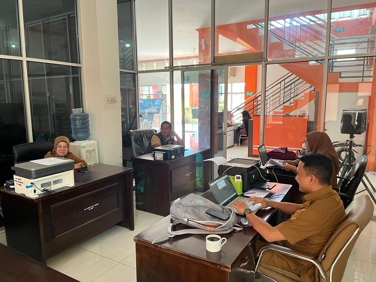 Perkuat Kesiapsiagaan, BPBD Sulbar Gelar Rapat Optimalisasi Respon Cepat Hadapi Musim Hujan